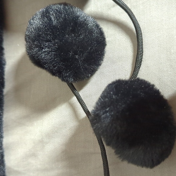 Hat - Picture 2 of 4